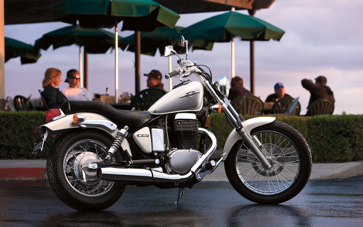 Новый мотоцикл Suzuki Boulevard S 40