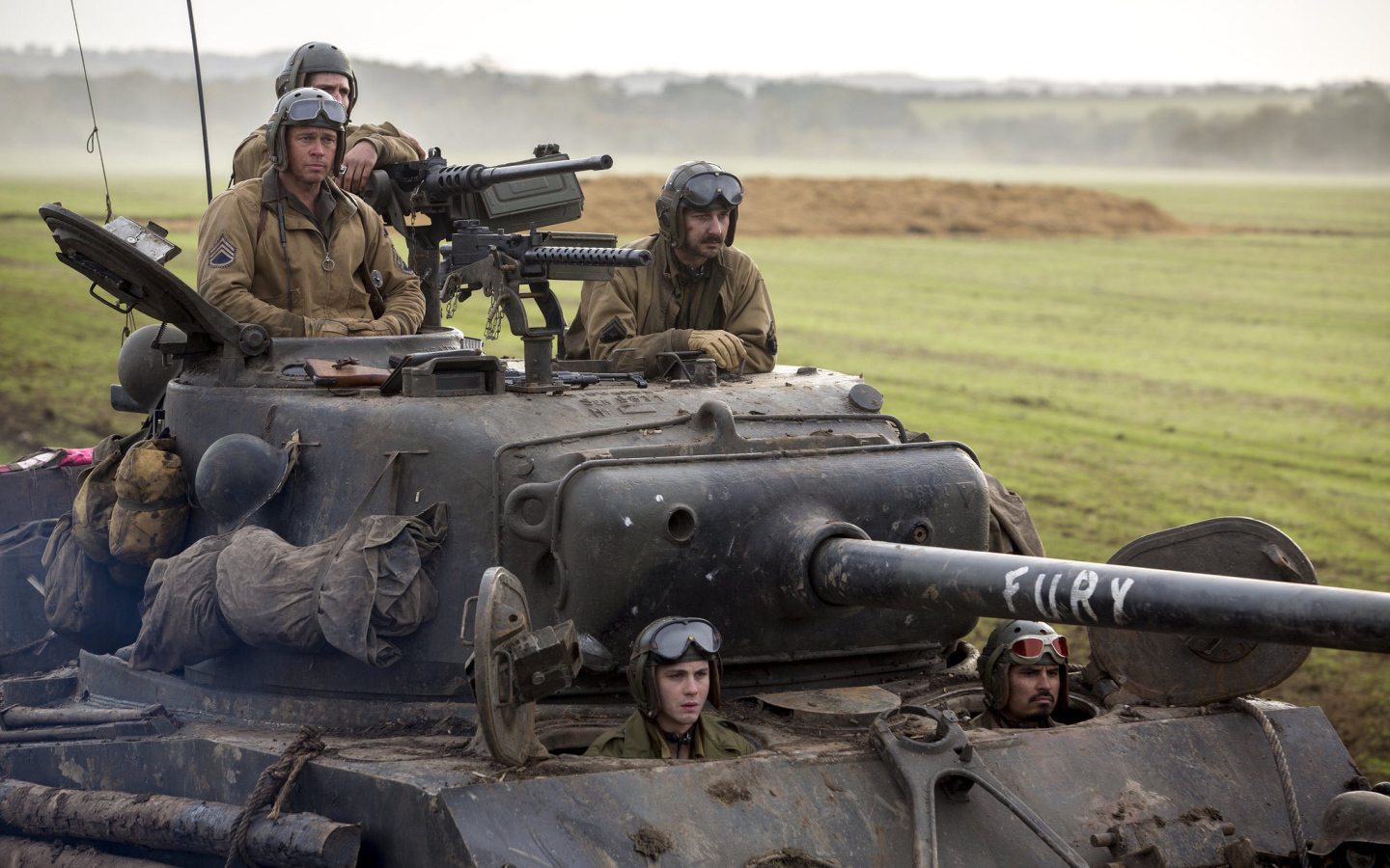 Брэд Питт в фильме Ярость