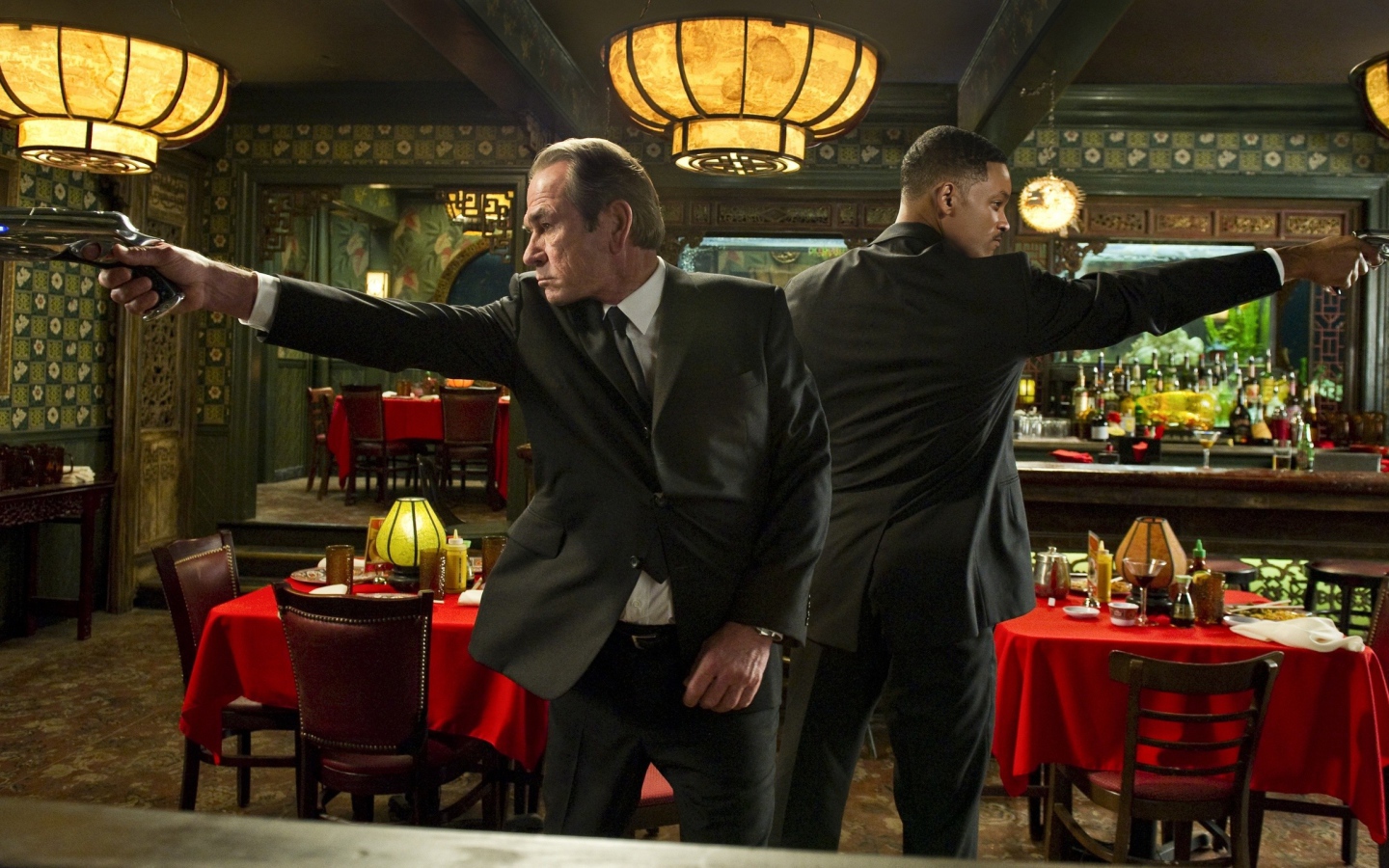 Люди в черном 3