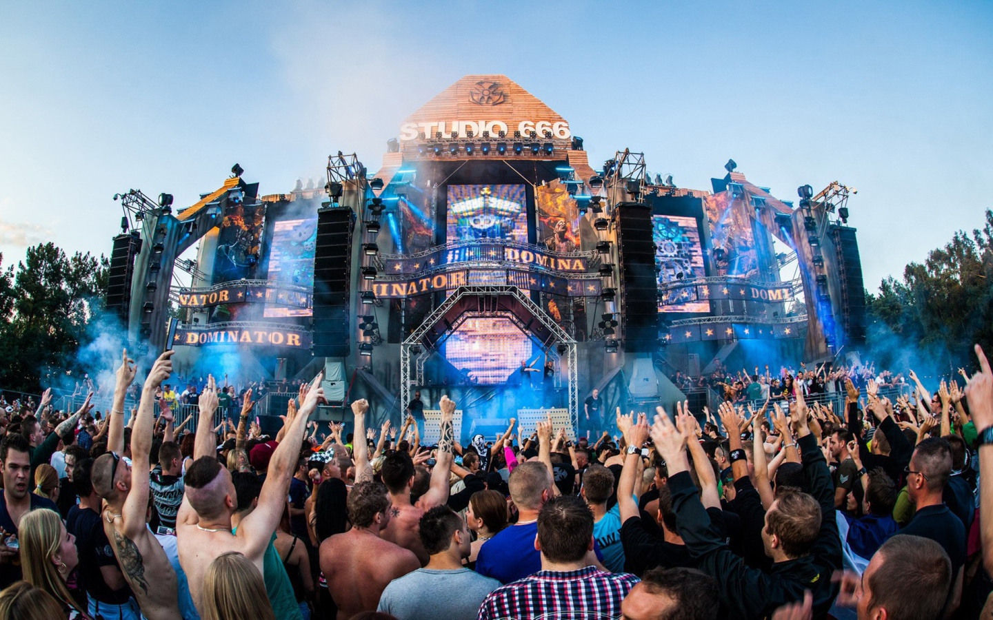 Концерт музыкальной группы