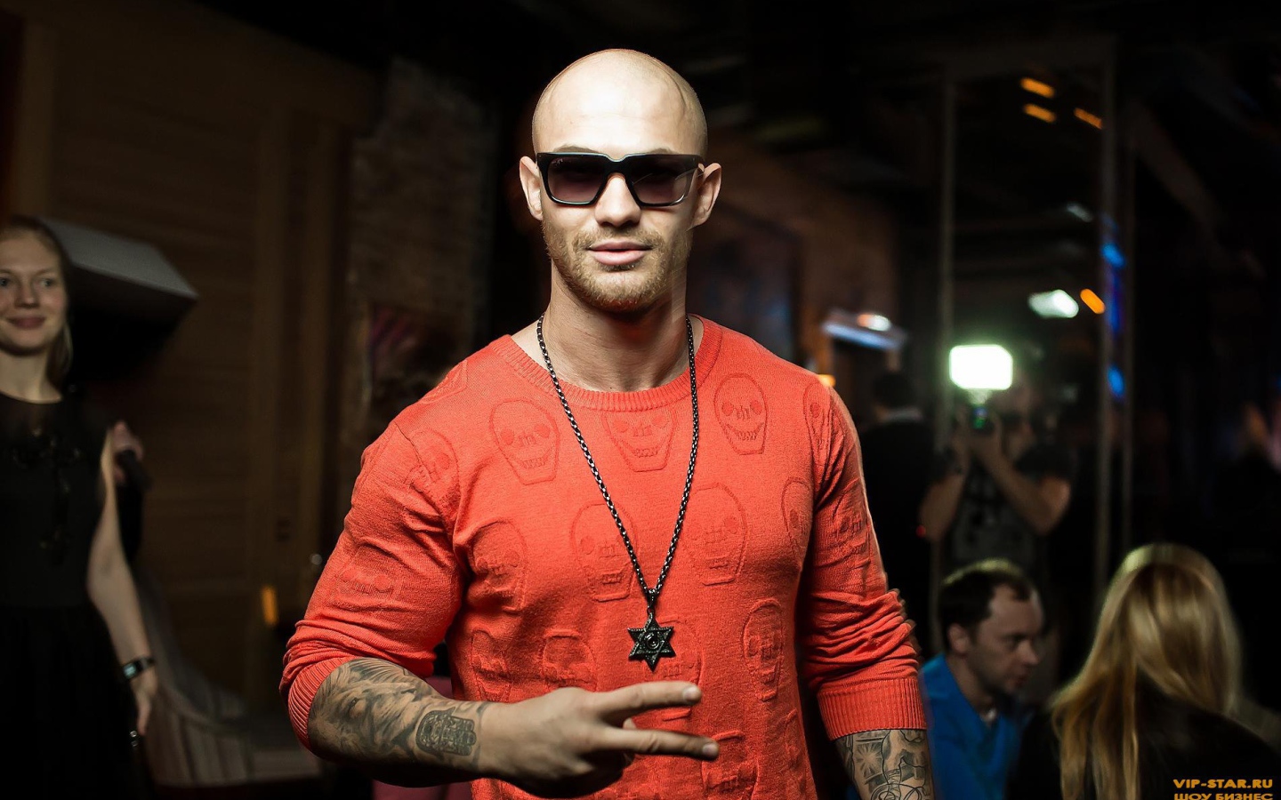 Егор Крид постригся