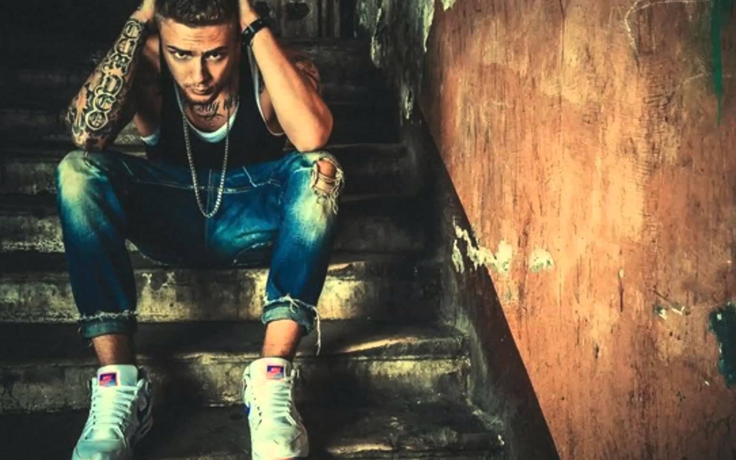 Молодой исполнитель Егор Крид