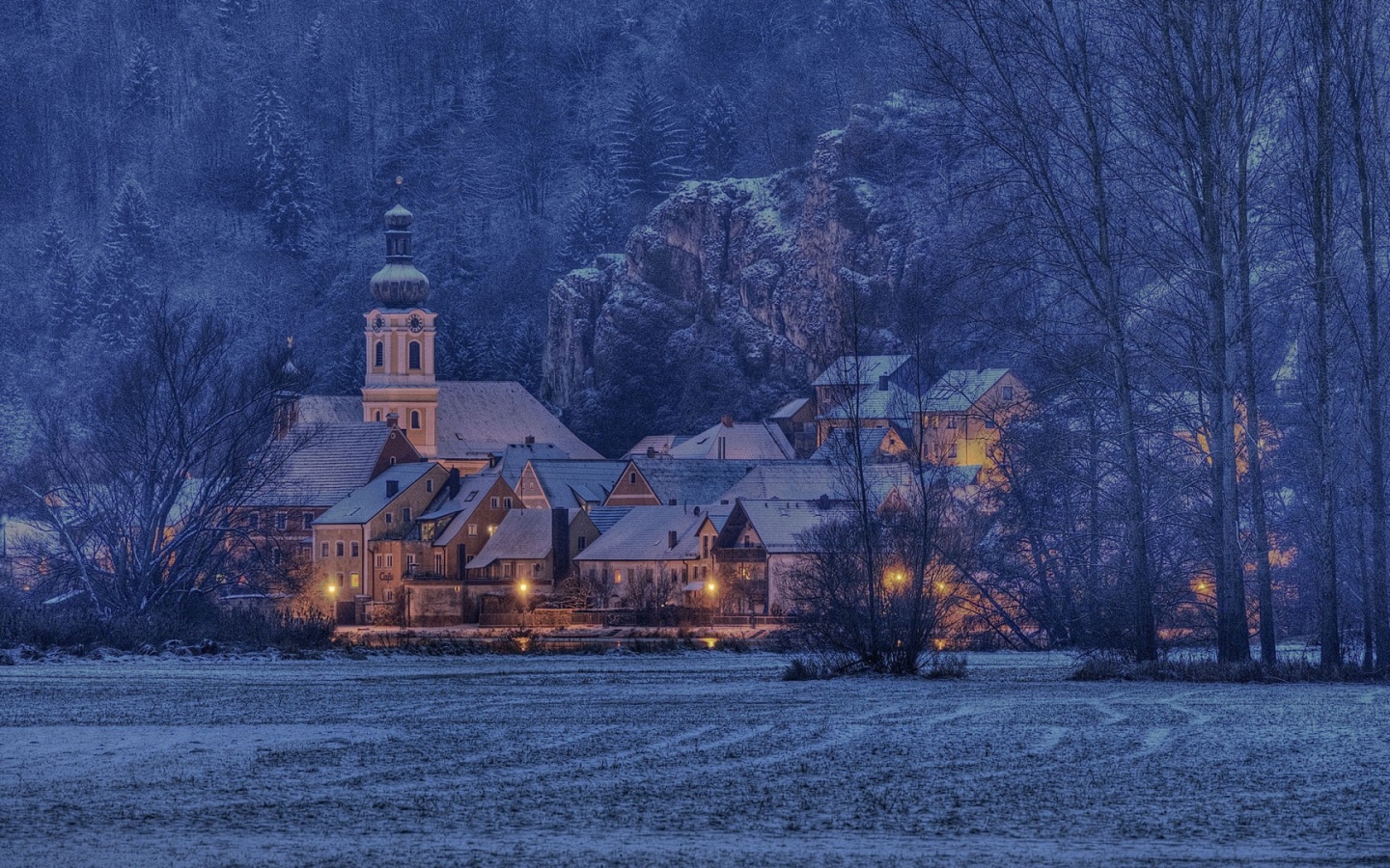 Oтдалённый замок