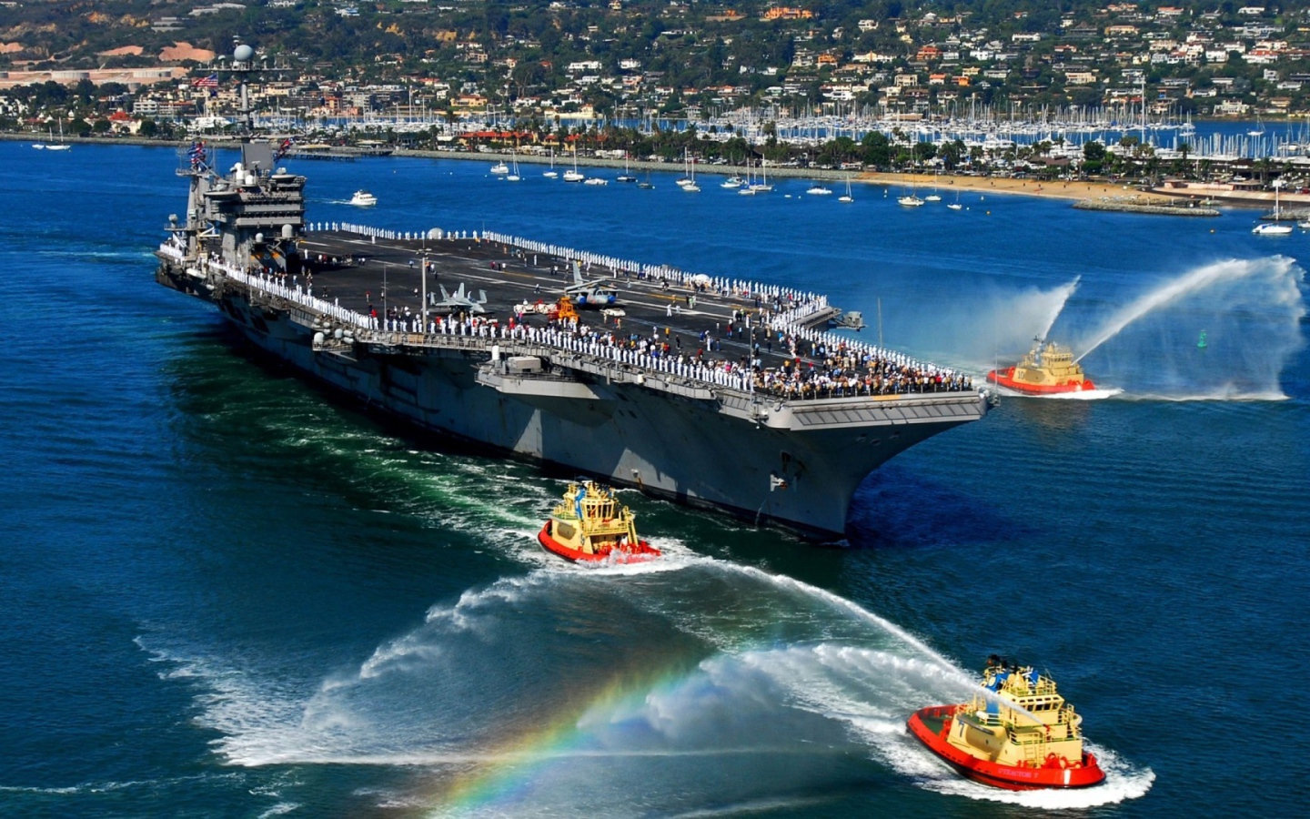 Авианосец на буксирах