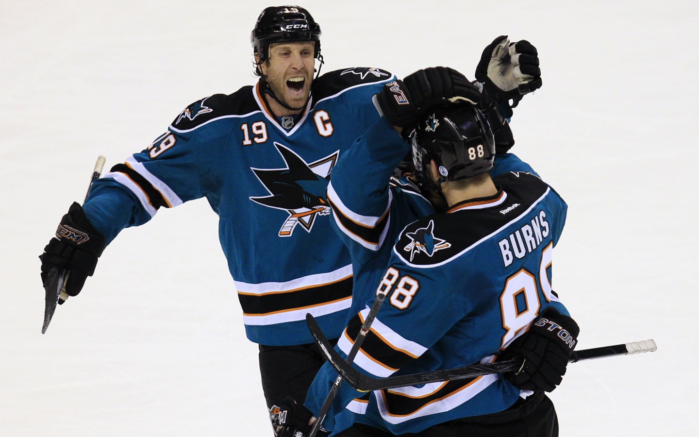 Известный Хоккеист Джо Торнтон