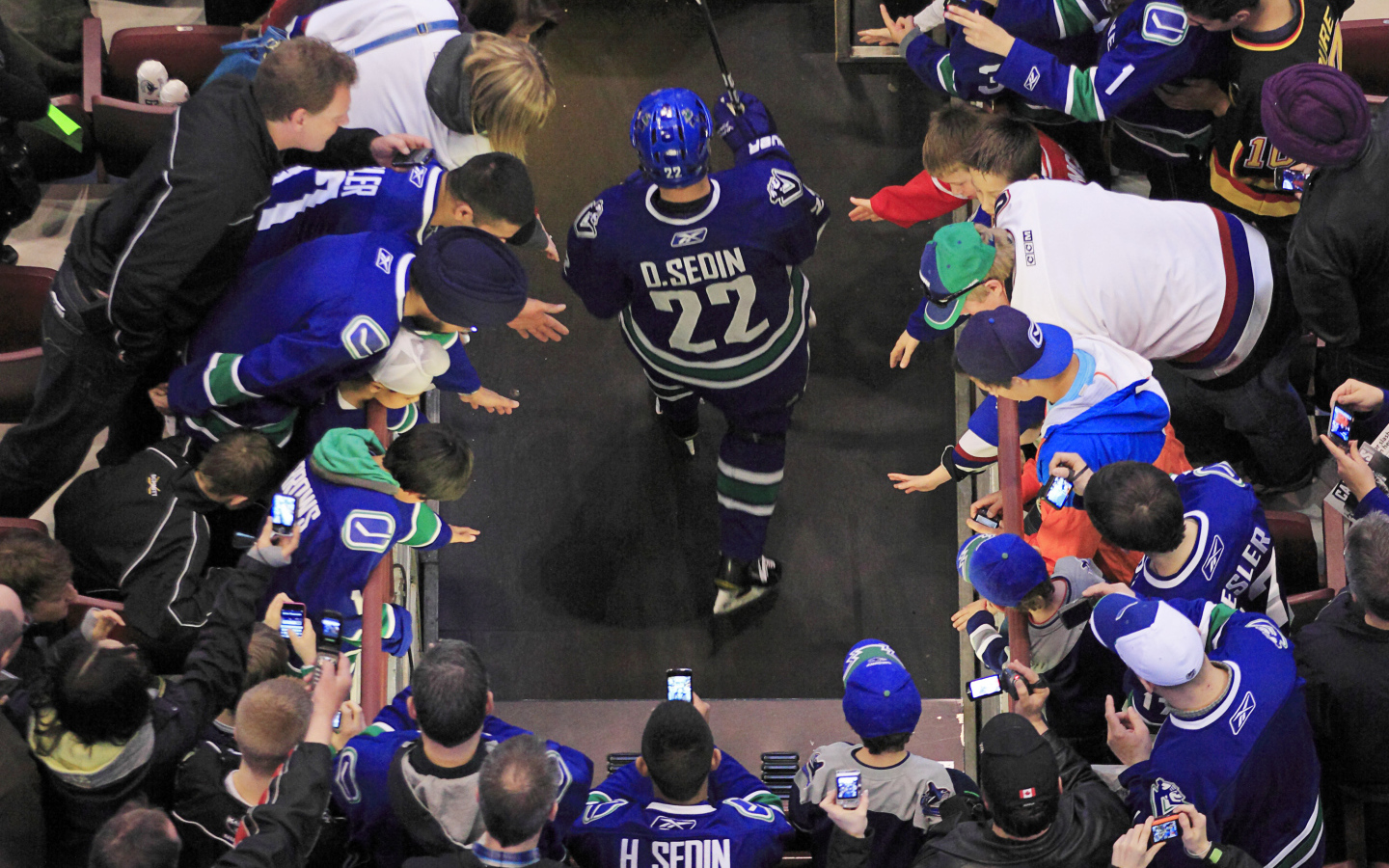 Известный игрок НХЛ Даниэль Седин