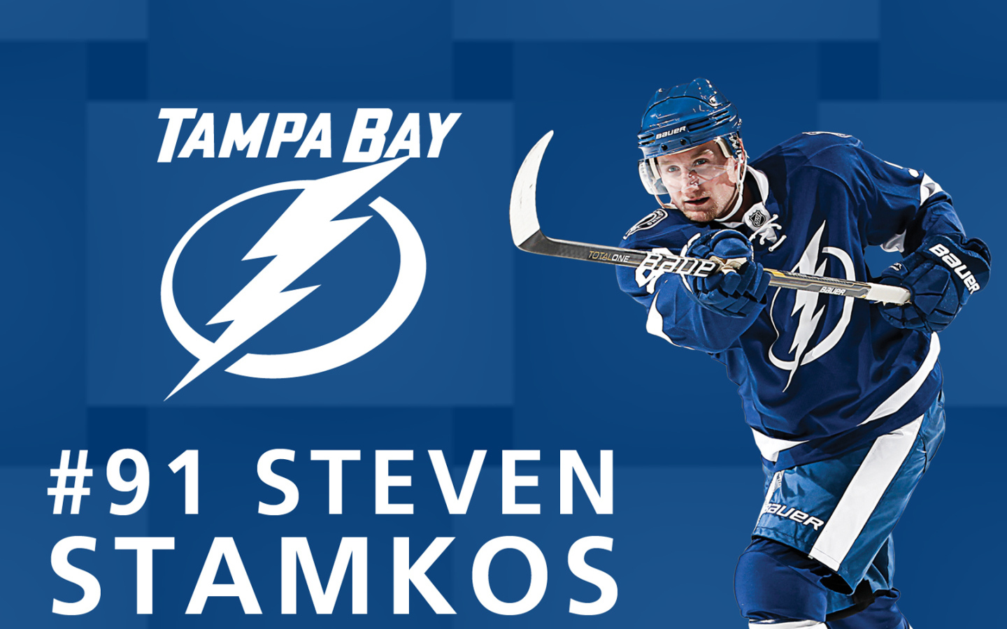 Стивен Стэмкос на синем фоне