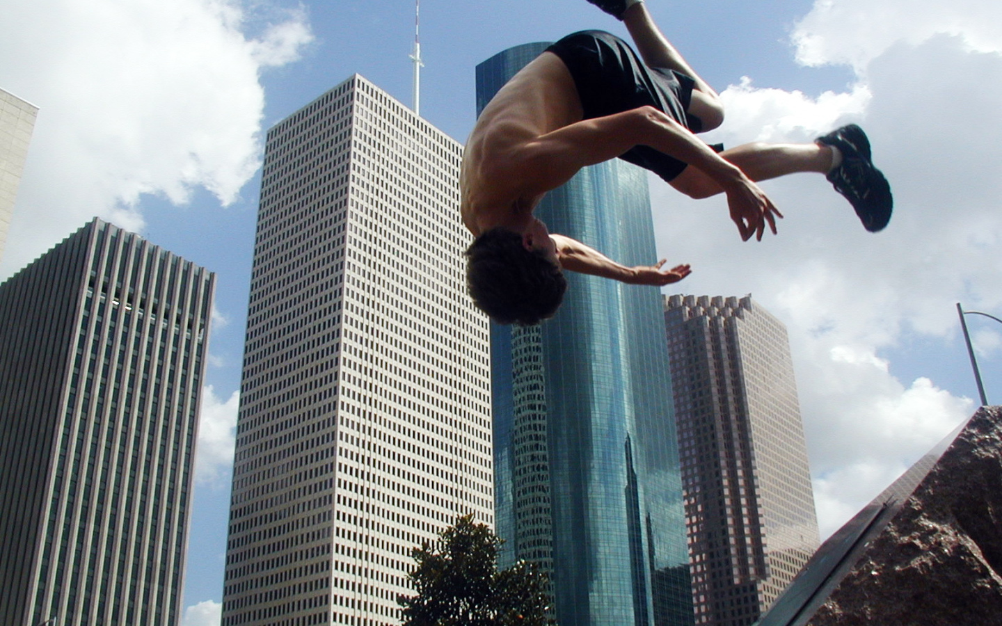 Паркур в большом городе