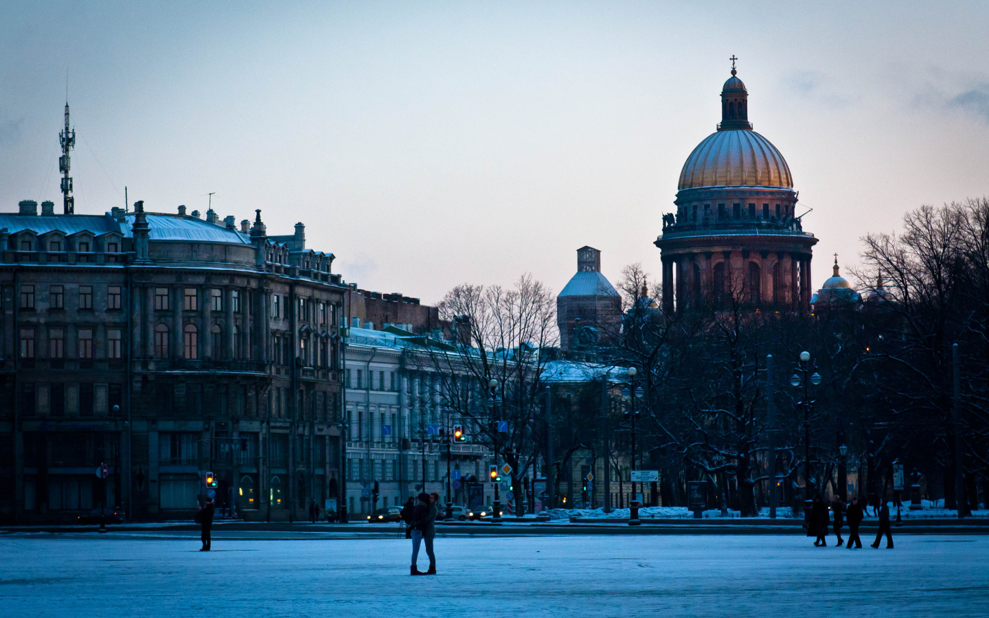 Snow in St. Petersburg, St. Isaac's Cathedral