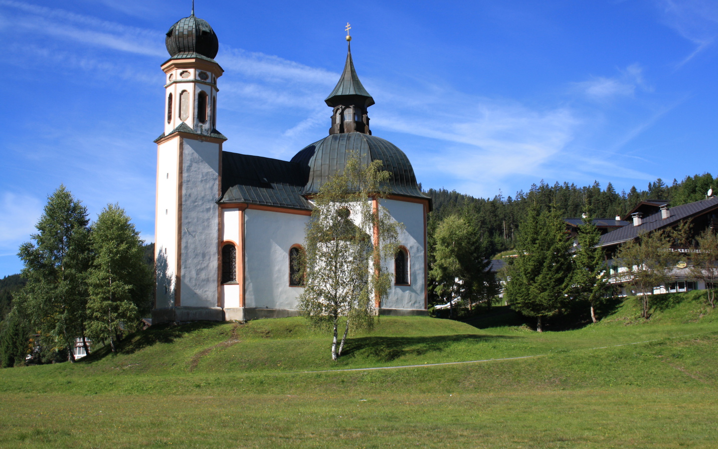 Церковь на курорте Зеефельд, Австрия