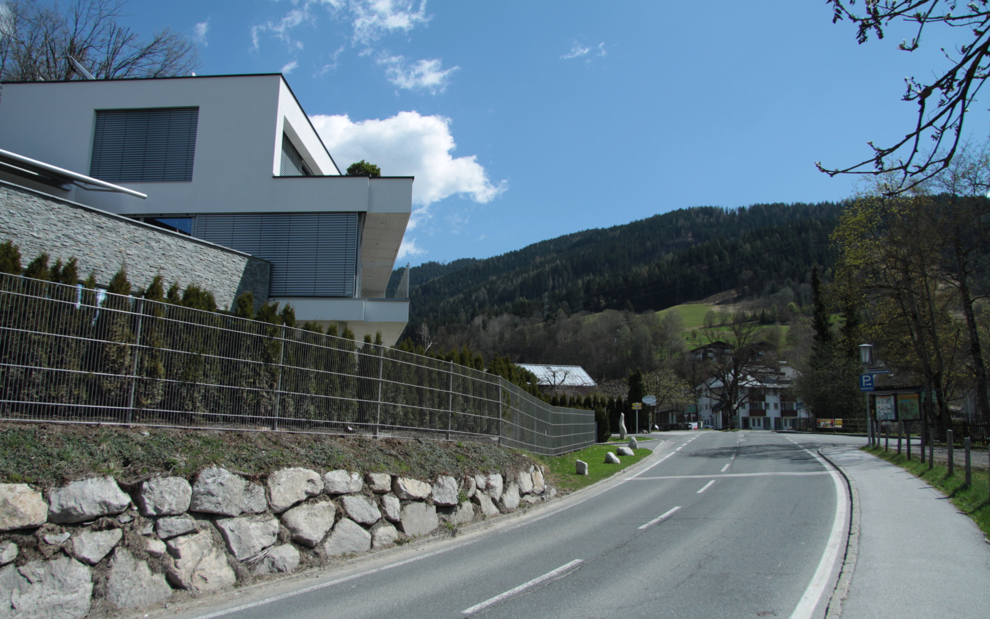 Горная дорога на курорте Цель-ам-Зее, Австрия