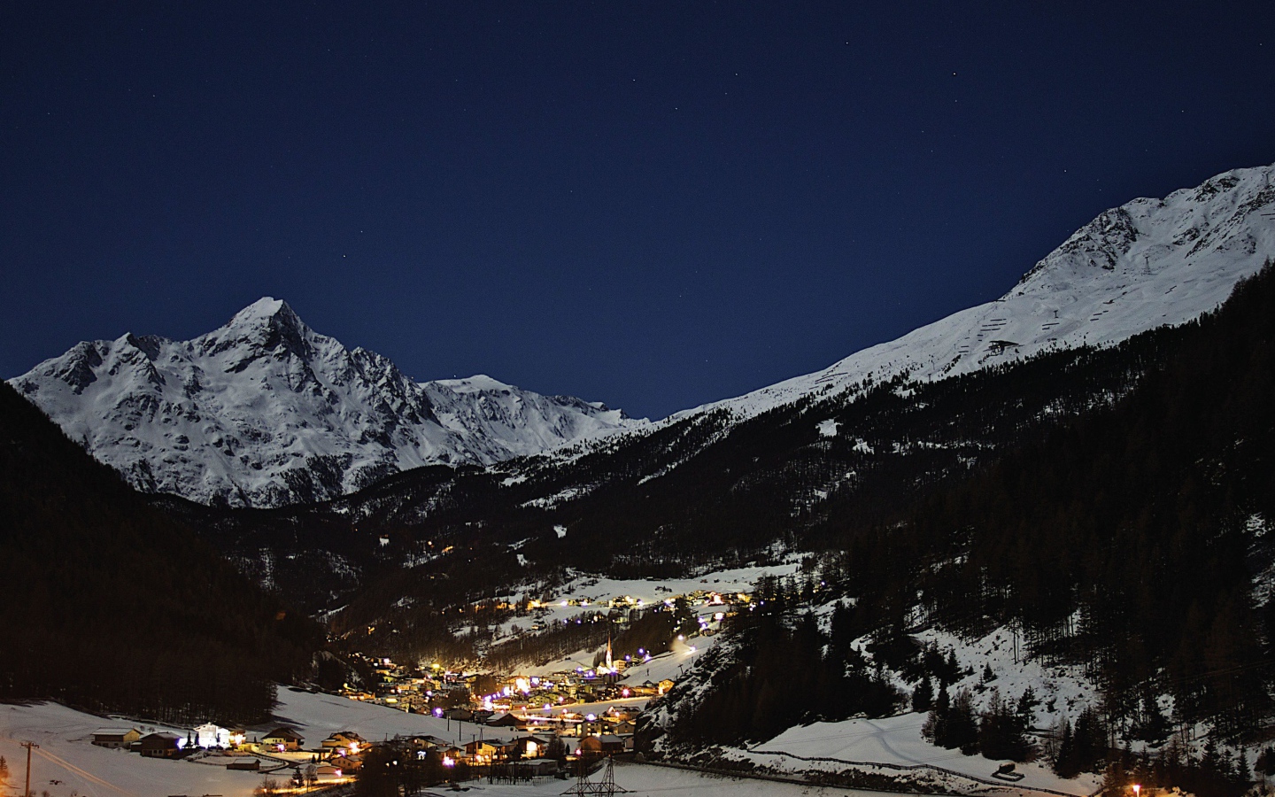 Night at the ski resort of Solden, Austria