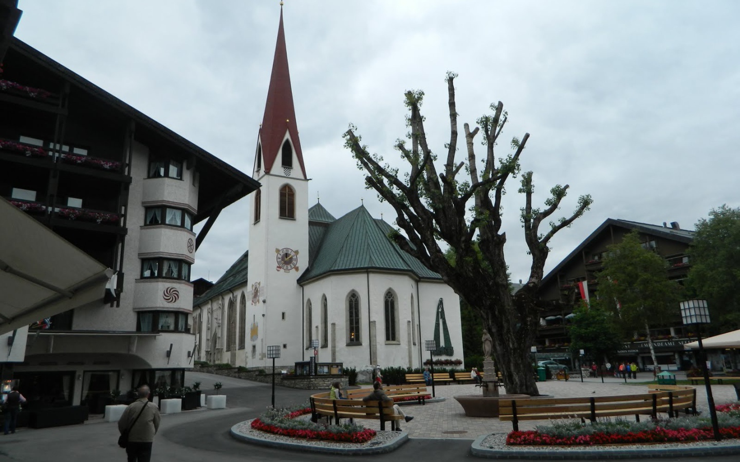 Сквер на курорте Зеефельд, Австрия