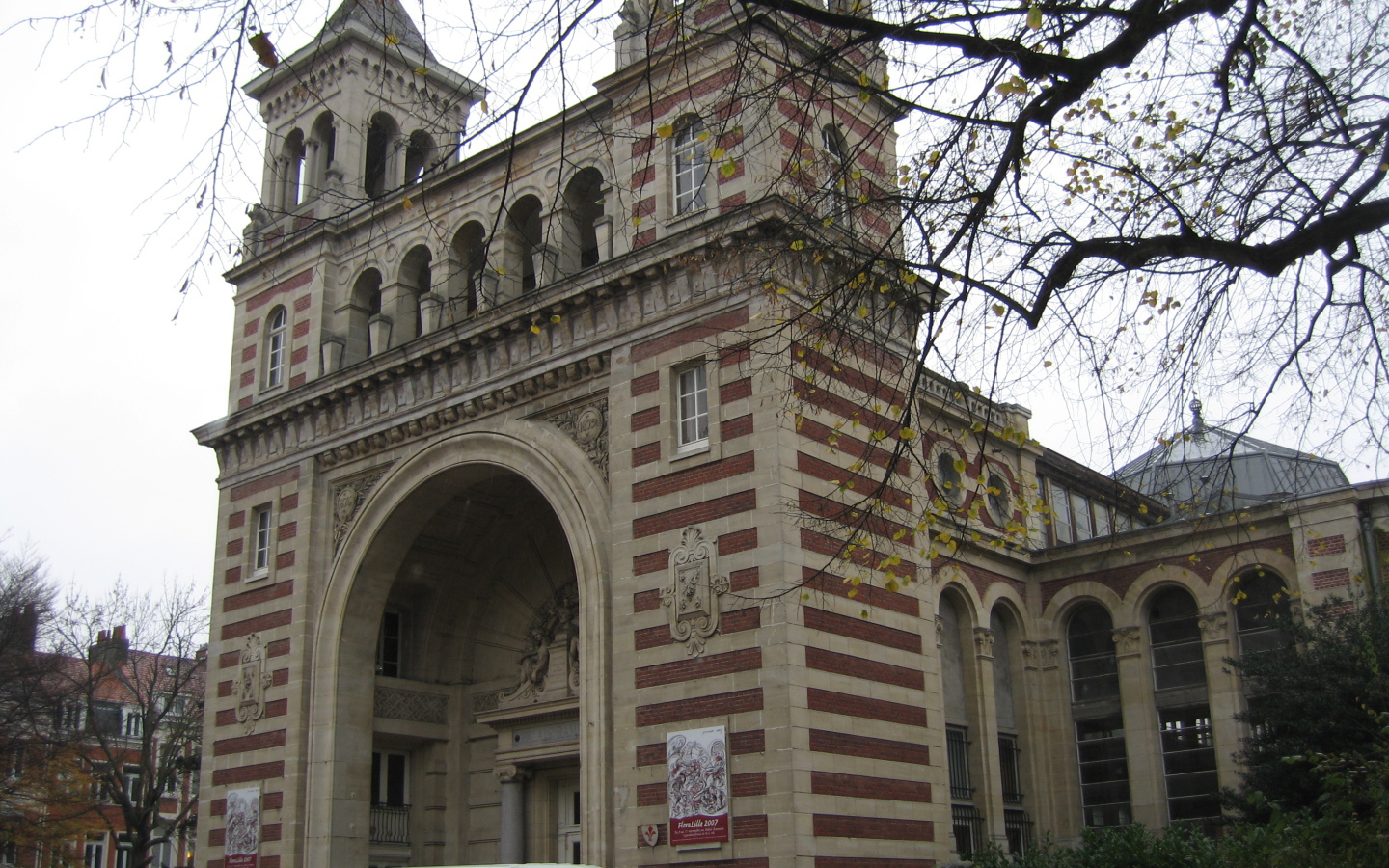 Арка в городе Лилль, Франция