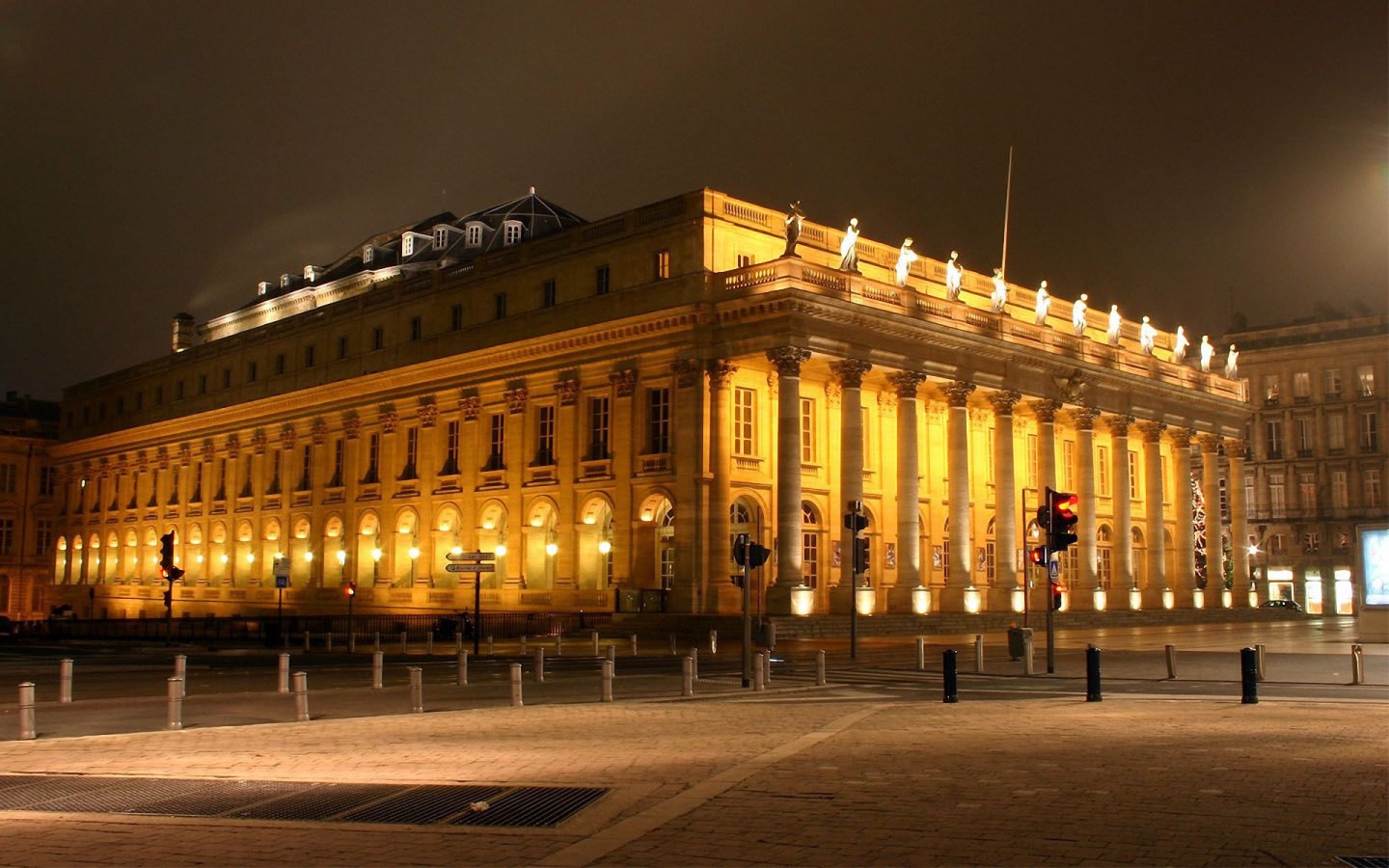 Театр в Бордо, Франция