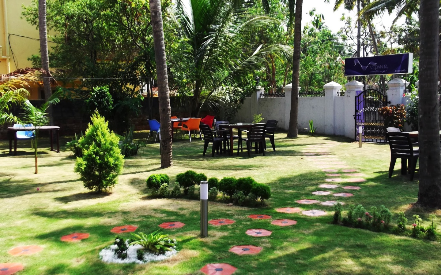 Сад в Варкале