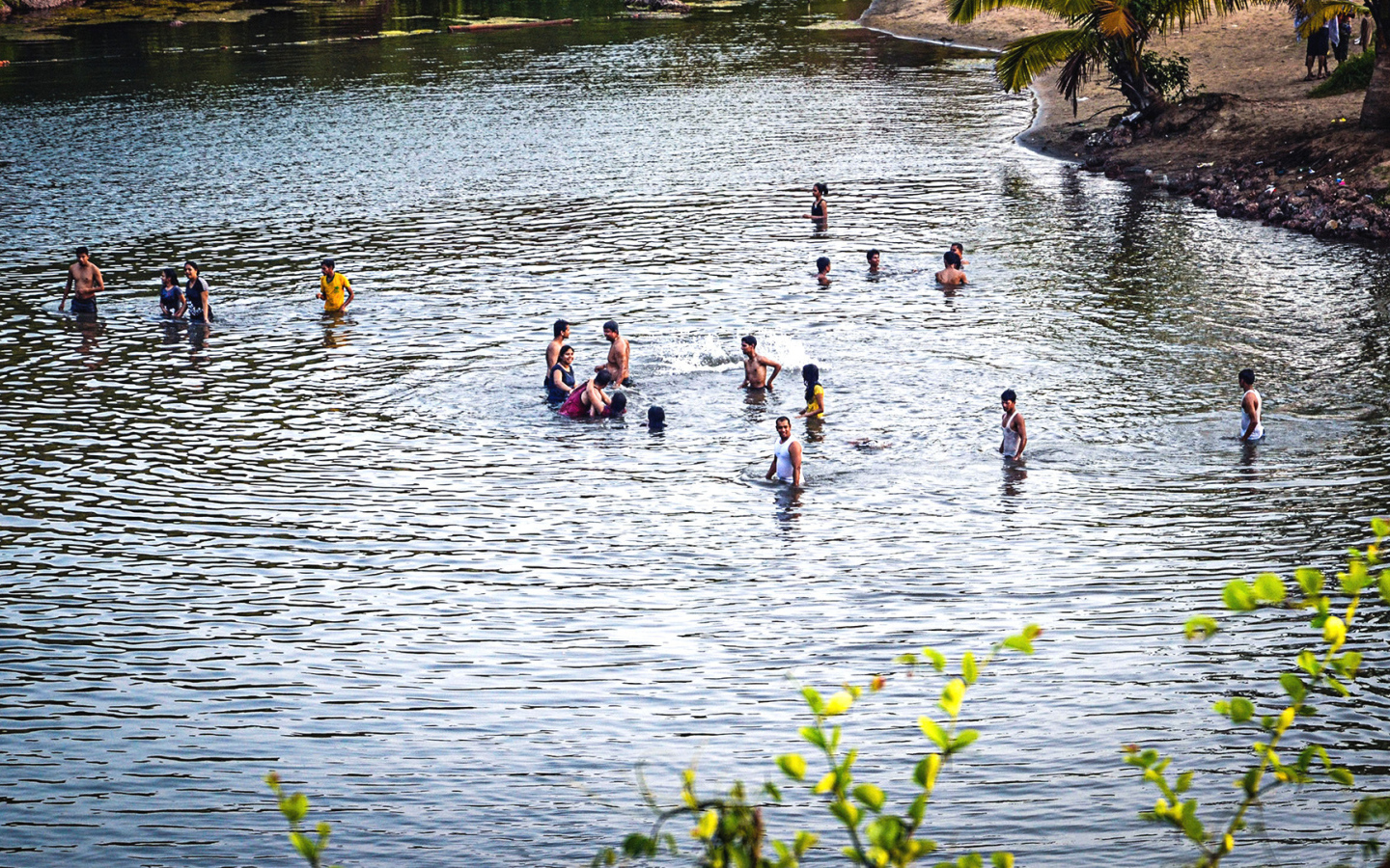 Туристы в Арамболе