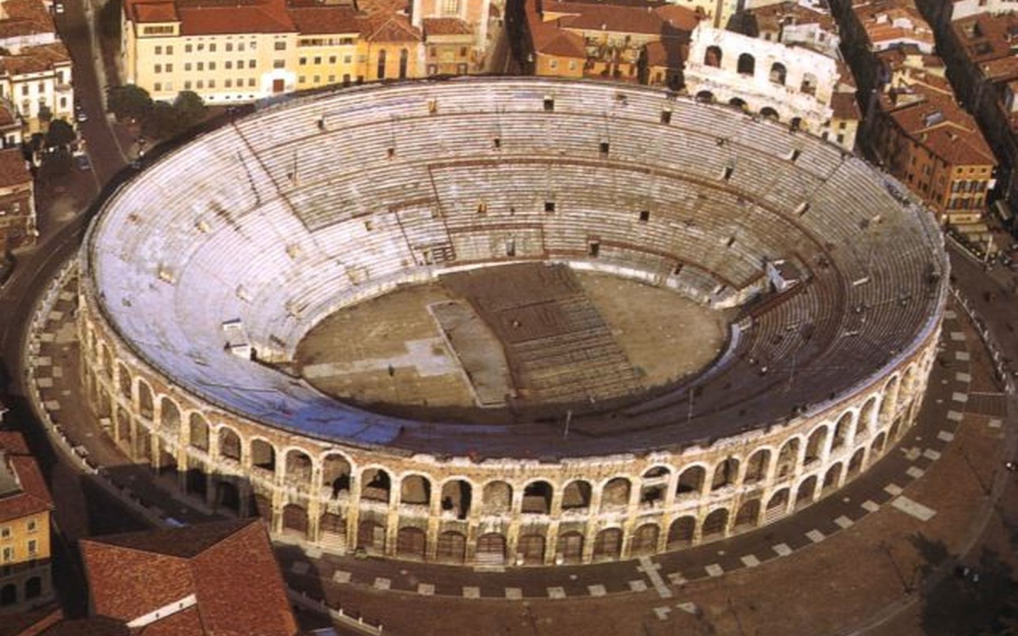 Арена в Вероне, Италия