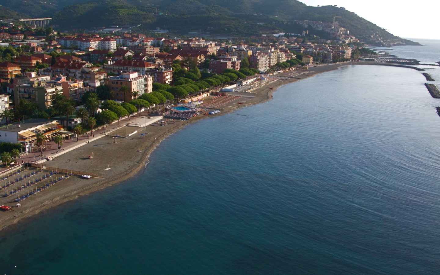 Залив на курорте Сан Бартоломео Аль Маре, Италия