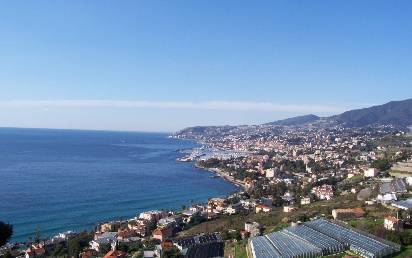 Голубая лагуна в Сан Ремо, Италия