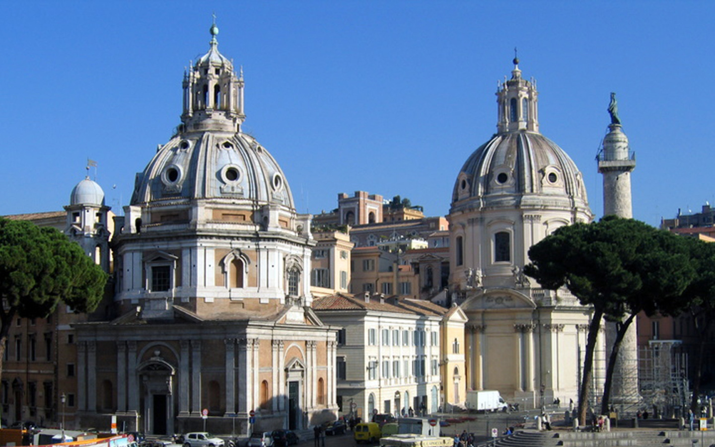 Колонна Траяна в Риме