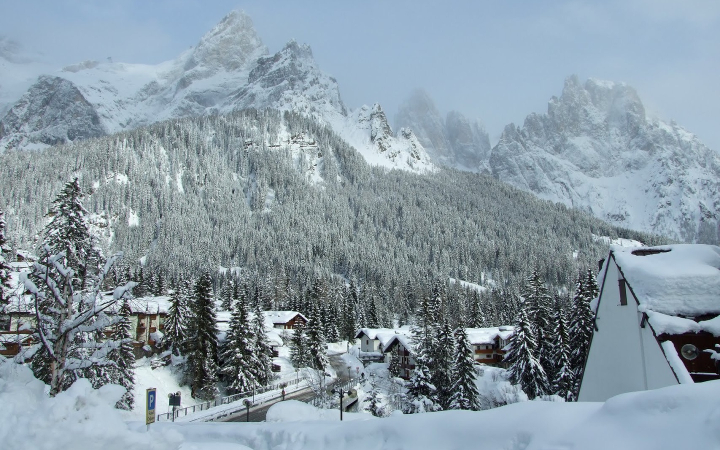 Горнолыжный курорт Валь-Ди-Фасса, Италия