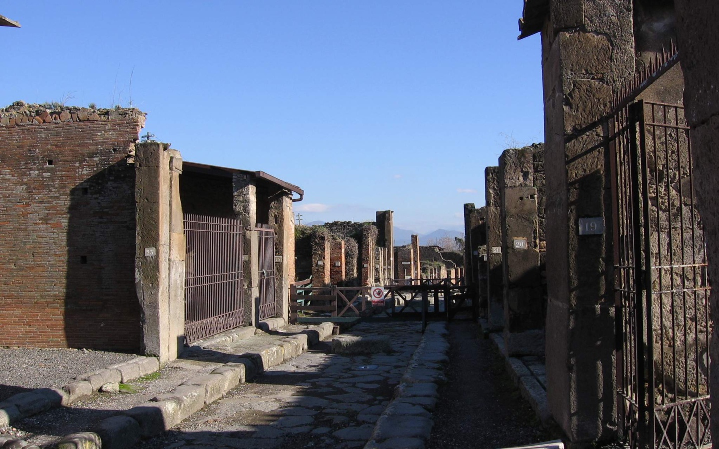 Дворы в Помпеях, Италия