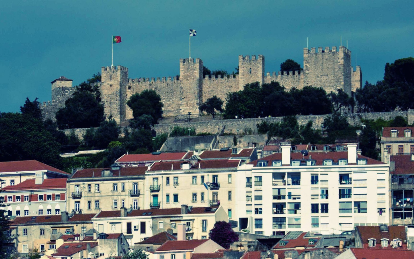 Замок в Лиссабоне