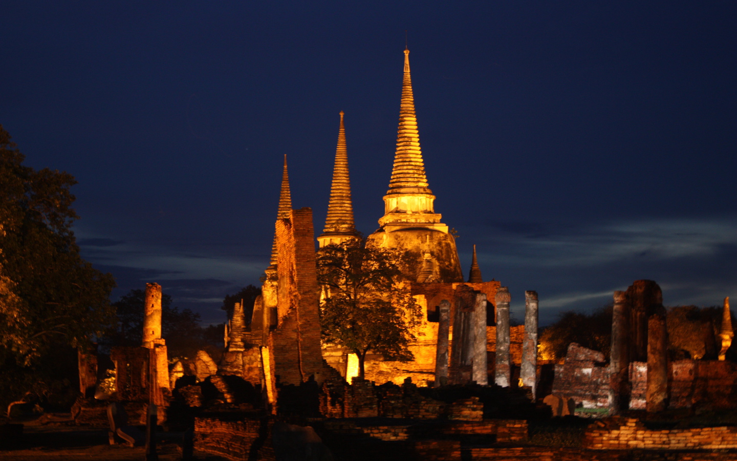 Night illumination of the temple at the resort Ayuthaya, Thailand