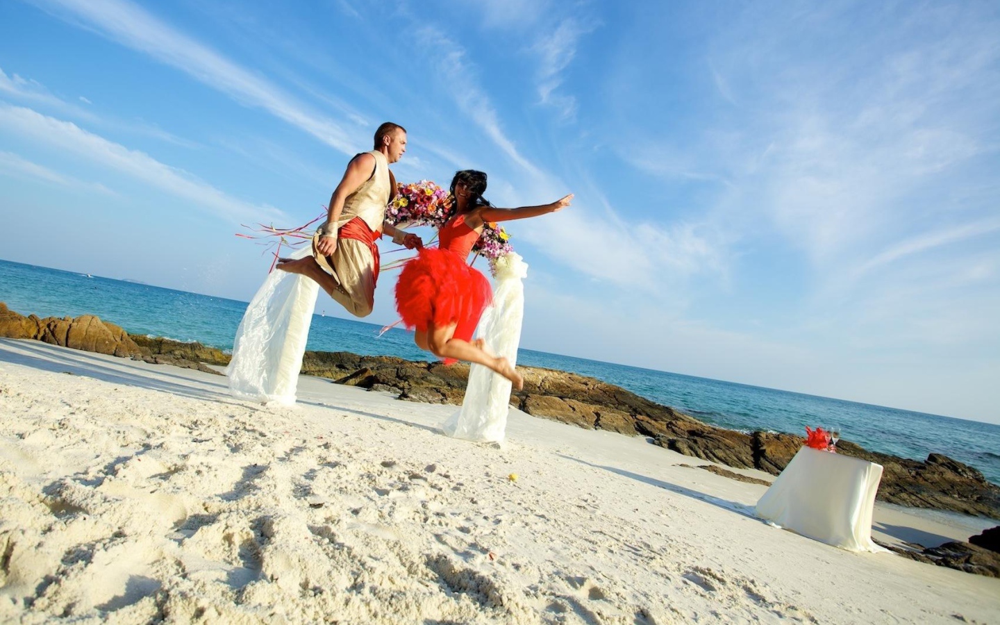 Отдых на пляже на острове Самет, Таиланд