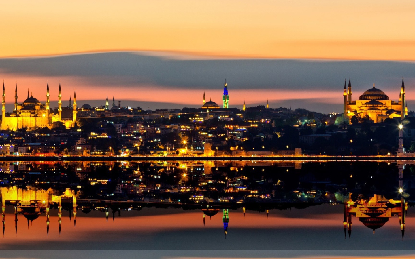 Золотые огни Стамбула
