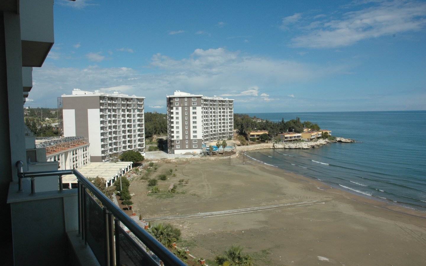 Вид с балкона отеля в Мерсине, Турция