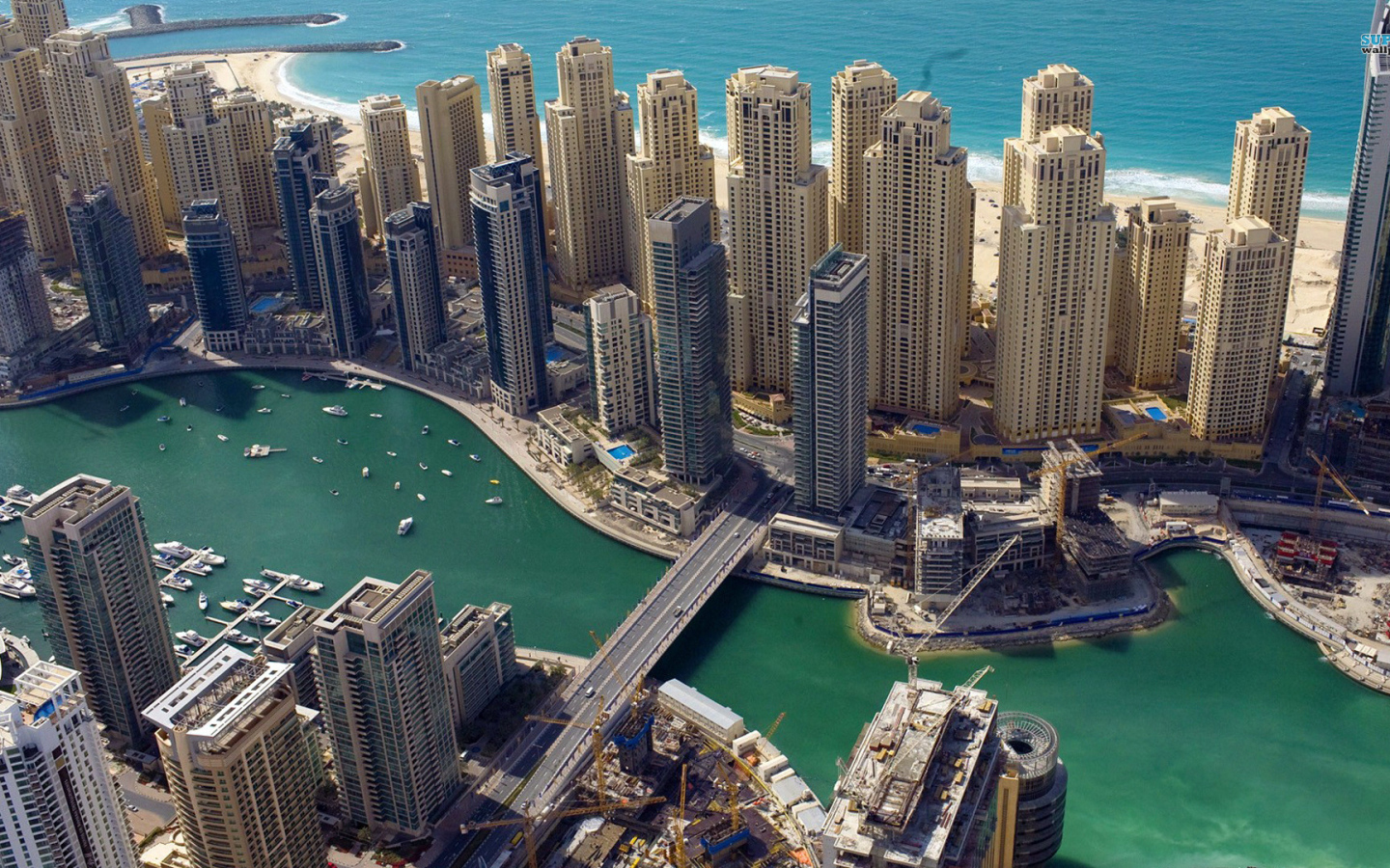 Высотные здания в Дубаи