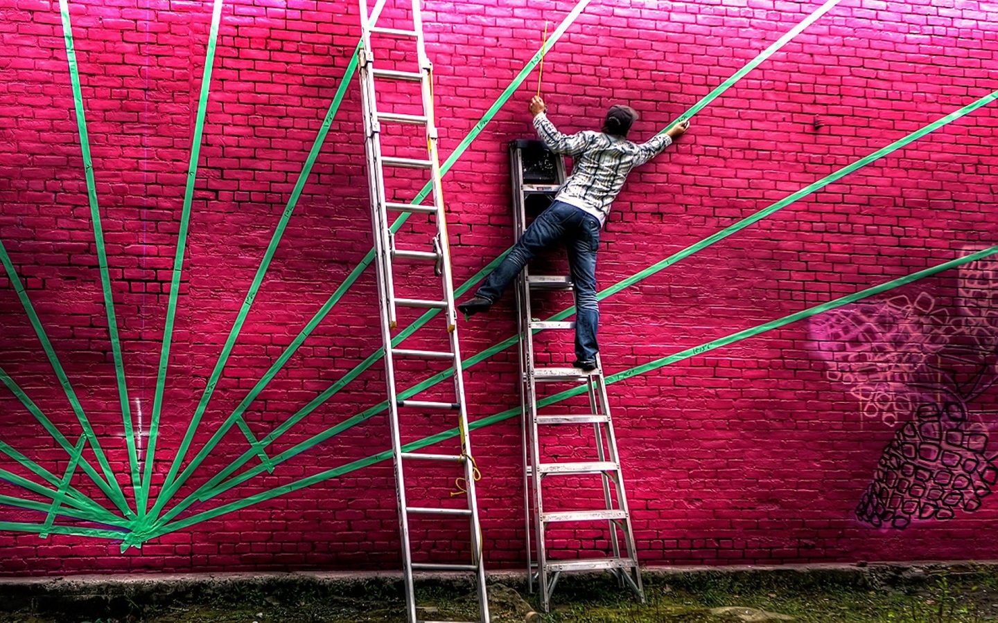 Художник на лестнице