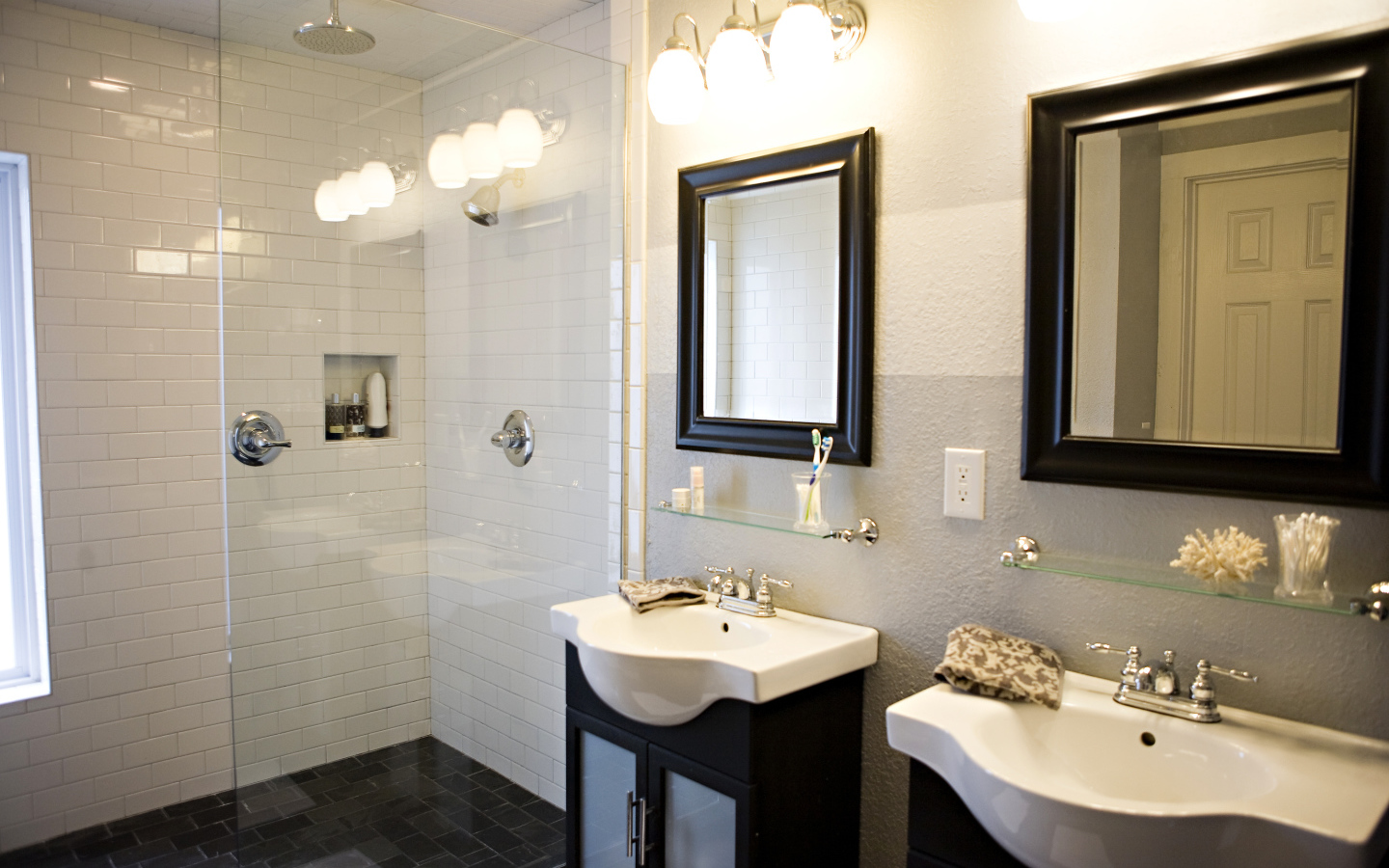 Ванная комната для двоих