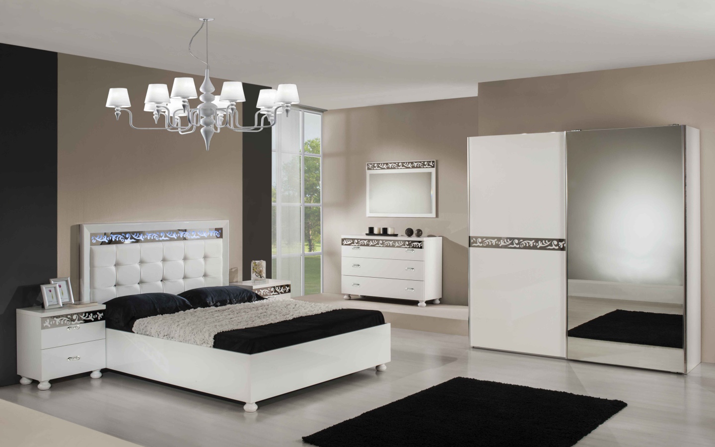 Кремовые стены в спальне