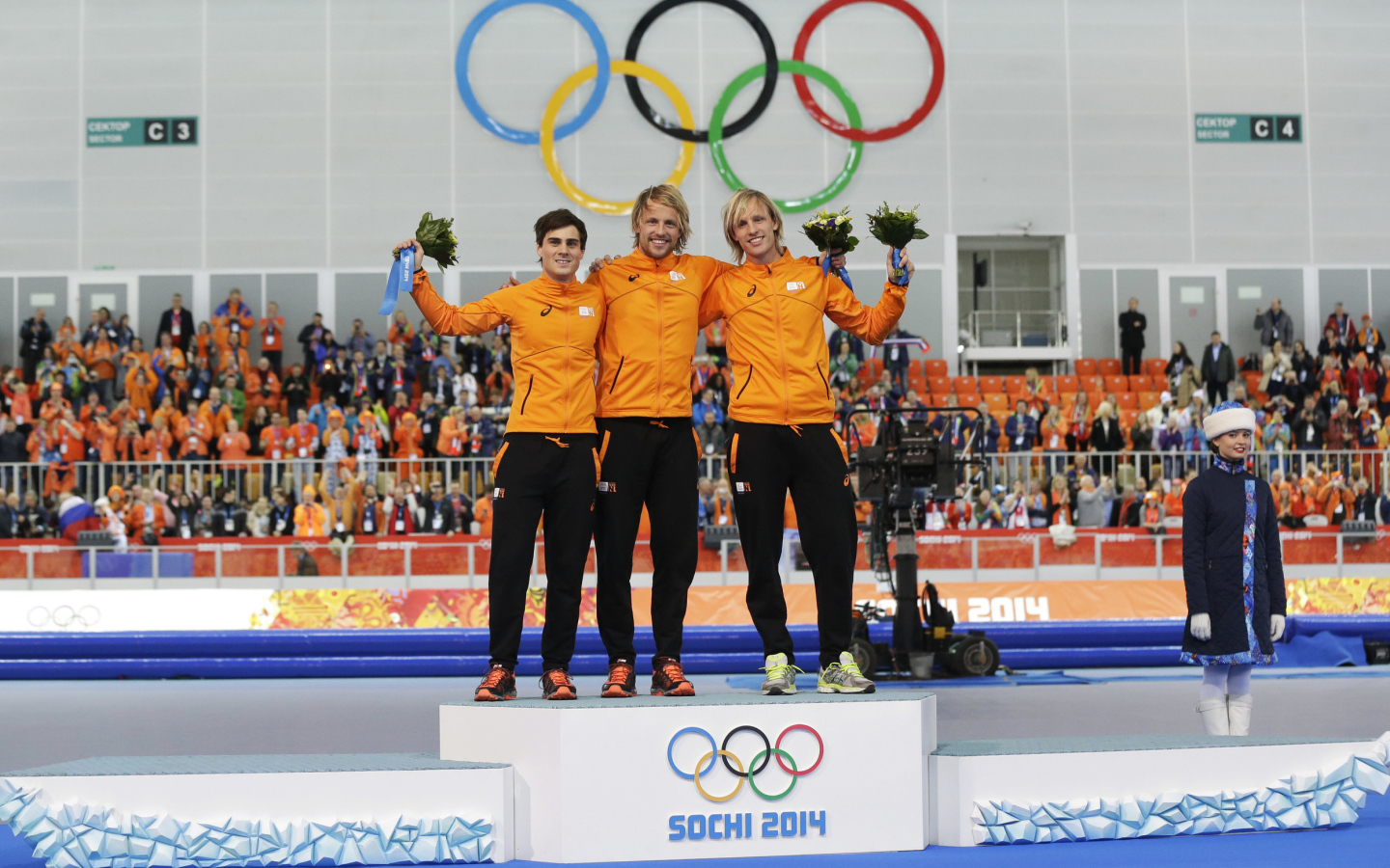 Голландский конькобежец Ян Смеекенс обладатель серебряной медали