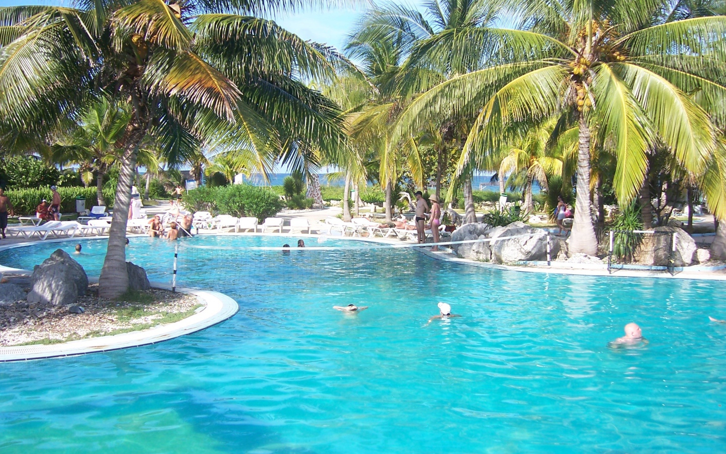 Бассейн в отеле на курорте Кайо Коко, Куба