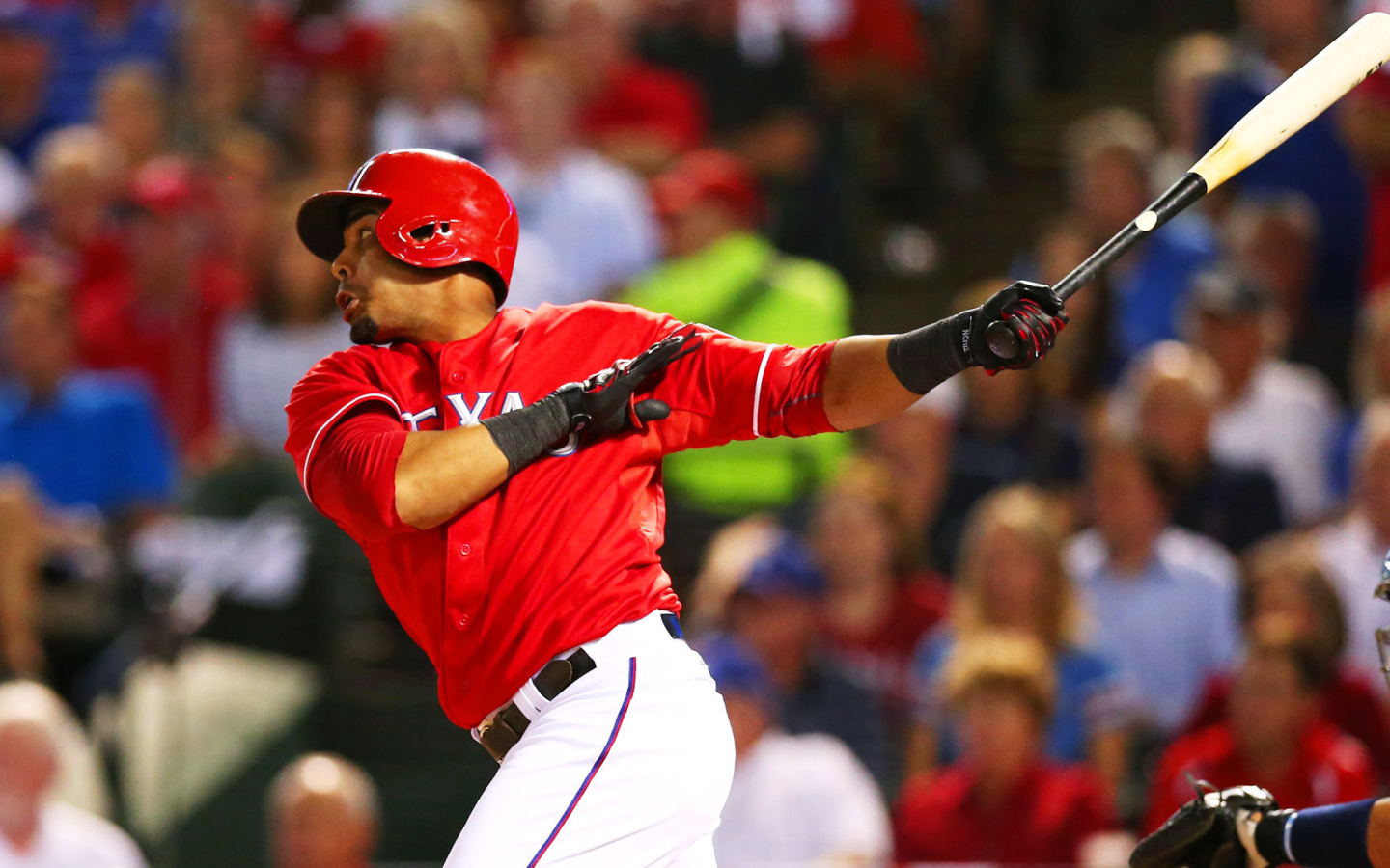 Нельсон Круз с бейсбольной битой