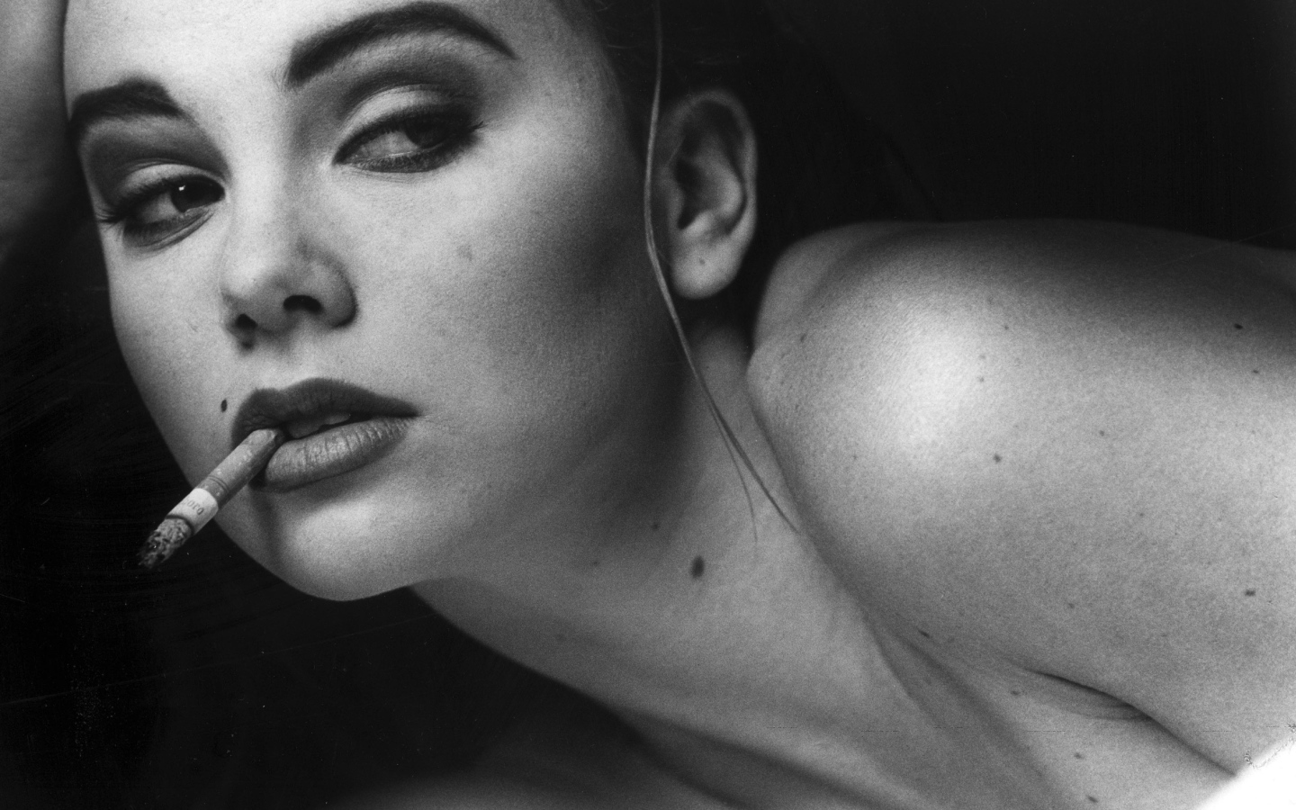 Саша Грей в постели