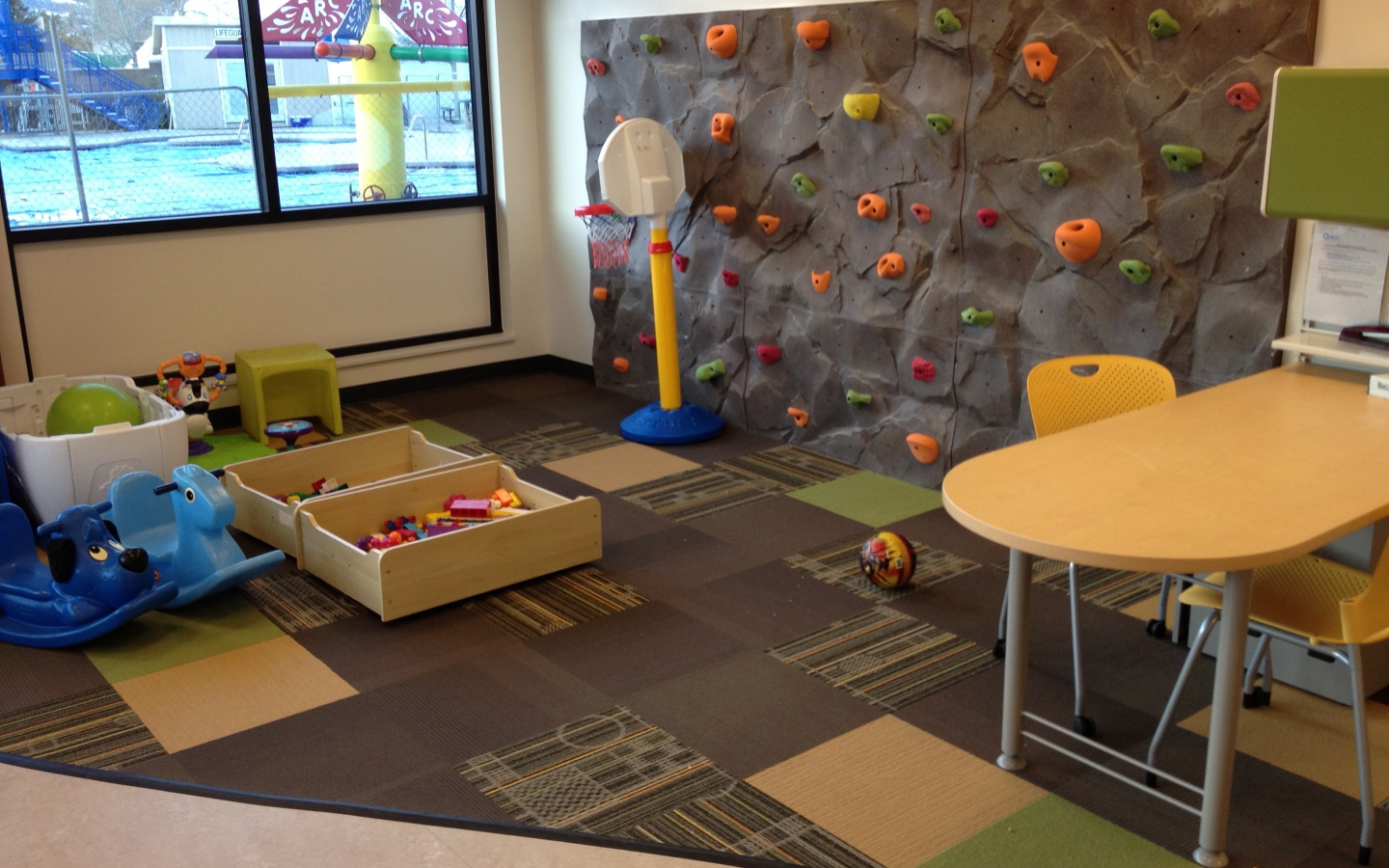 Игровая зона в детской