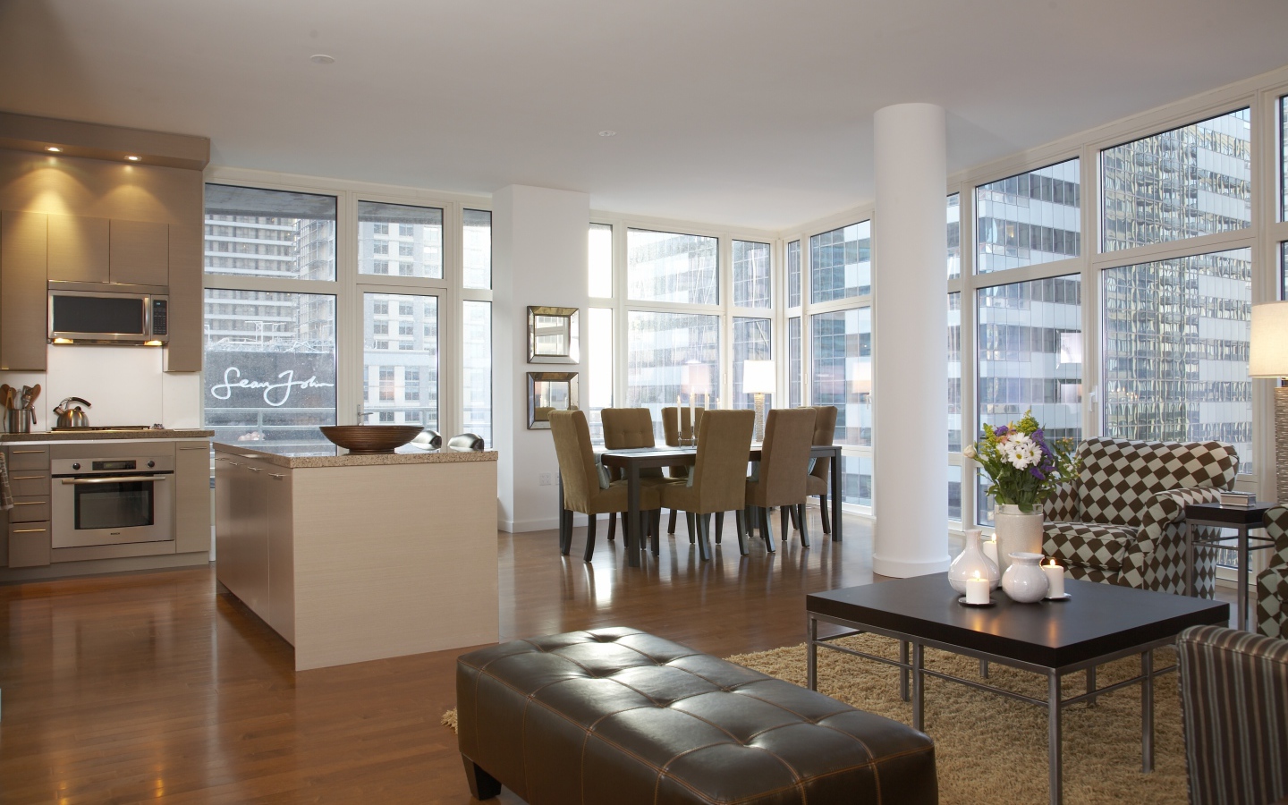 Комната в мегаполисе