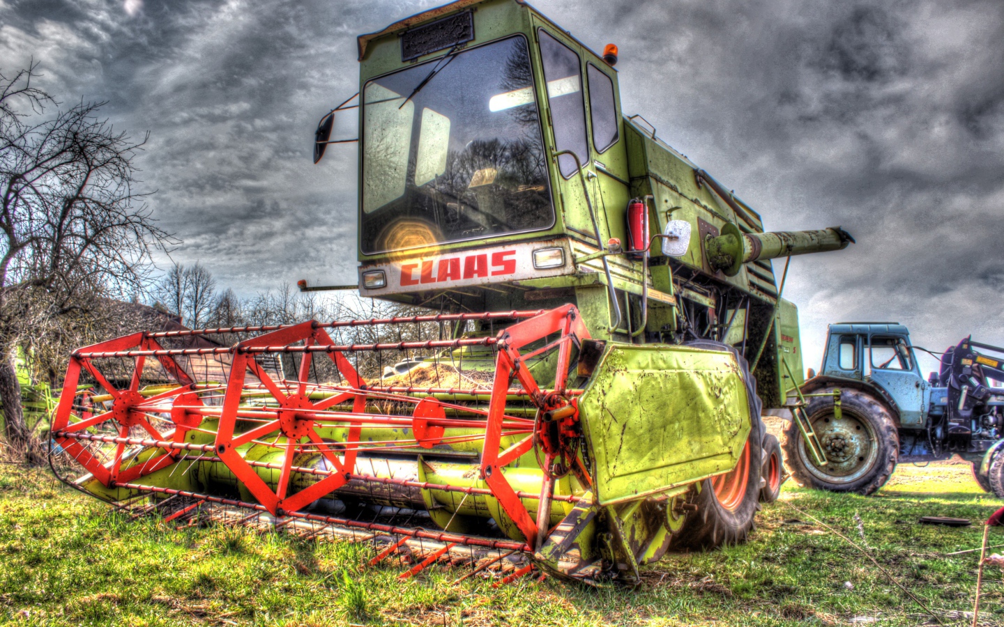 Уборочный комбайн для сельского хозяйства