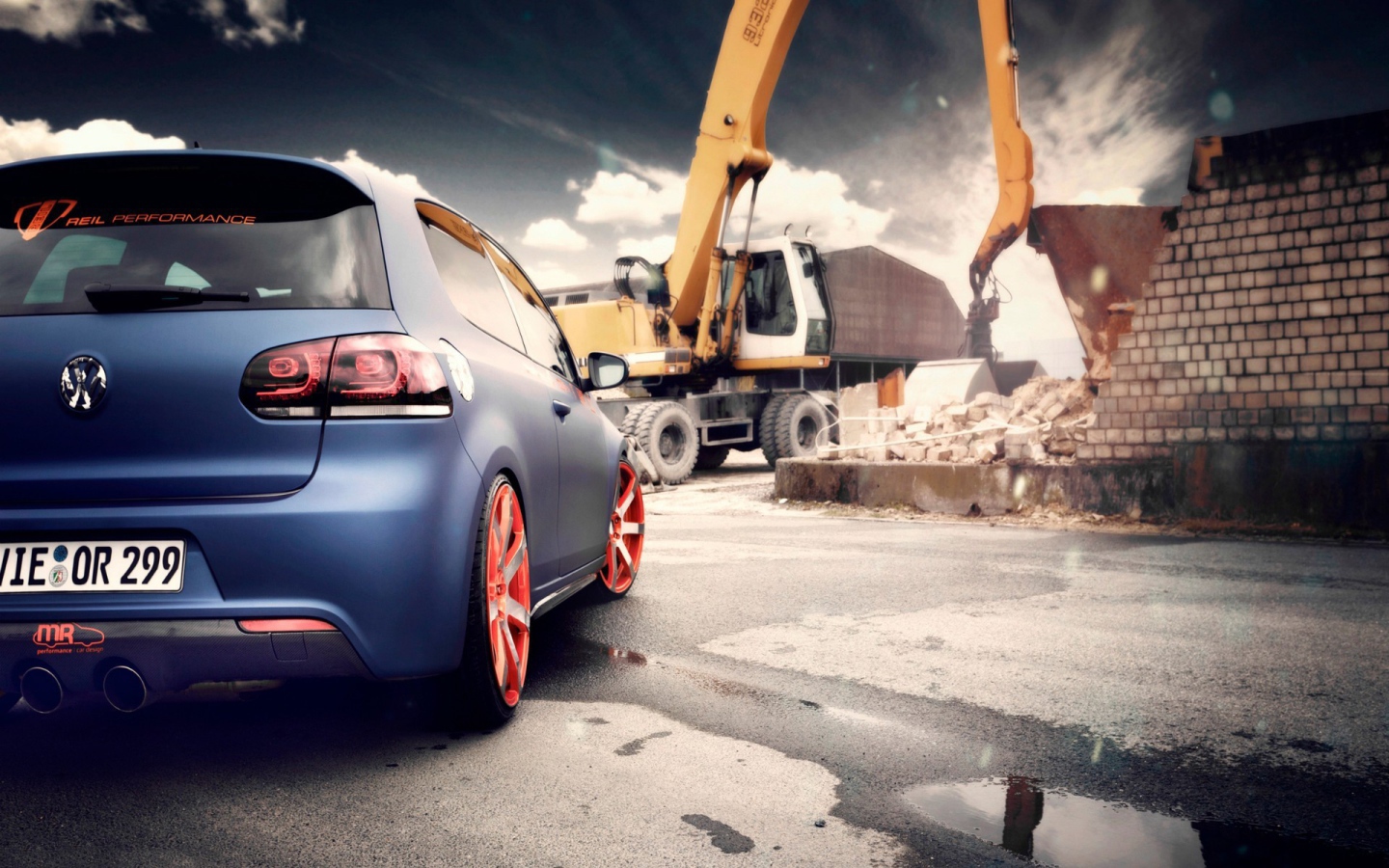 Маленький и большой автомобиль