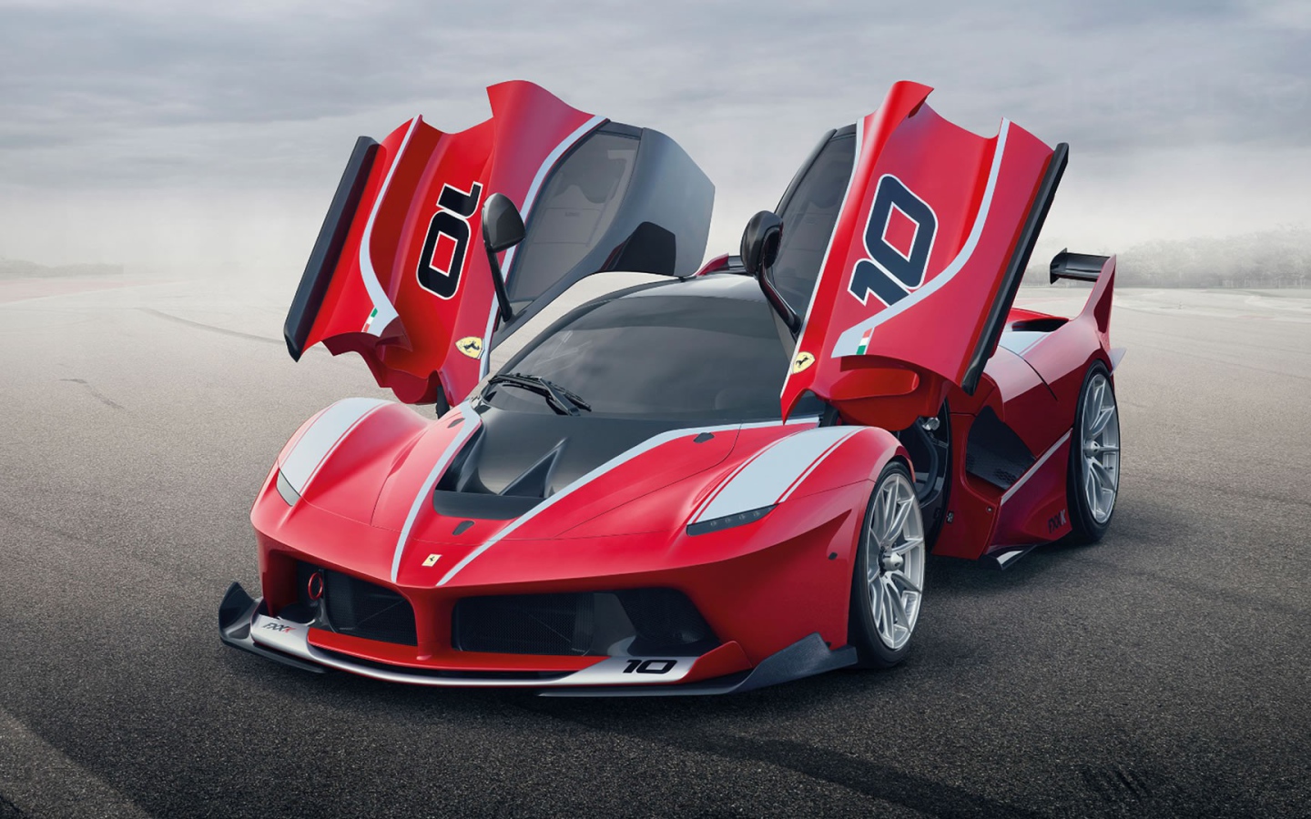 Феррари модель 2015 года