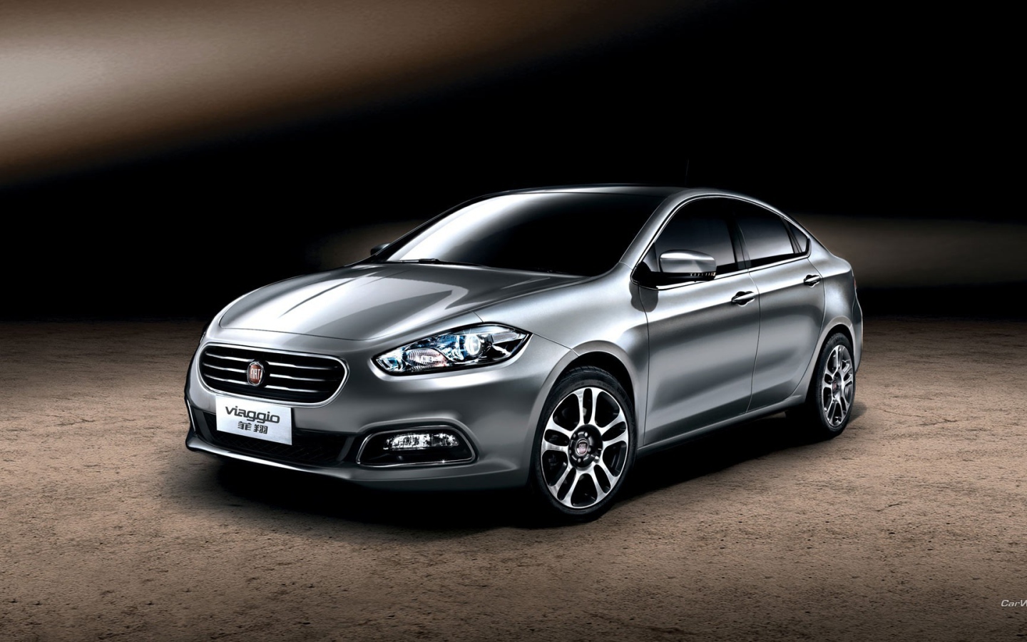 Современный автомобиль Fiat Viaggo