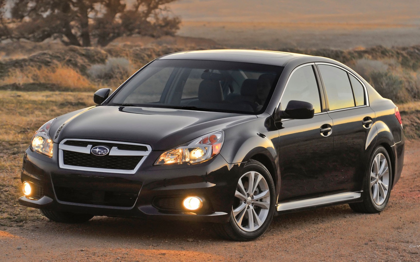 Авто премиум класса Subaru Legacy