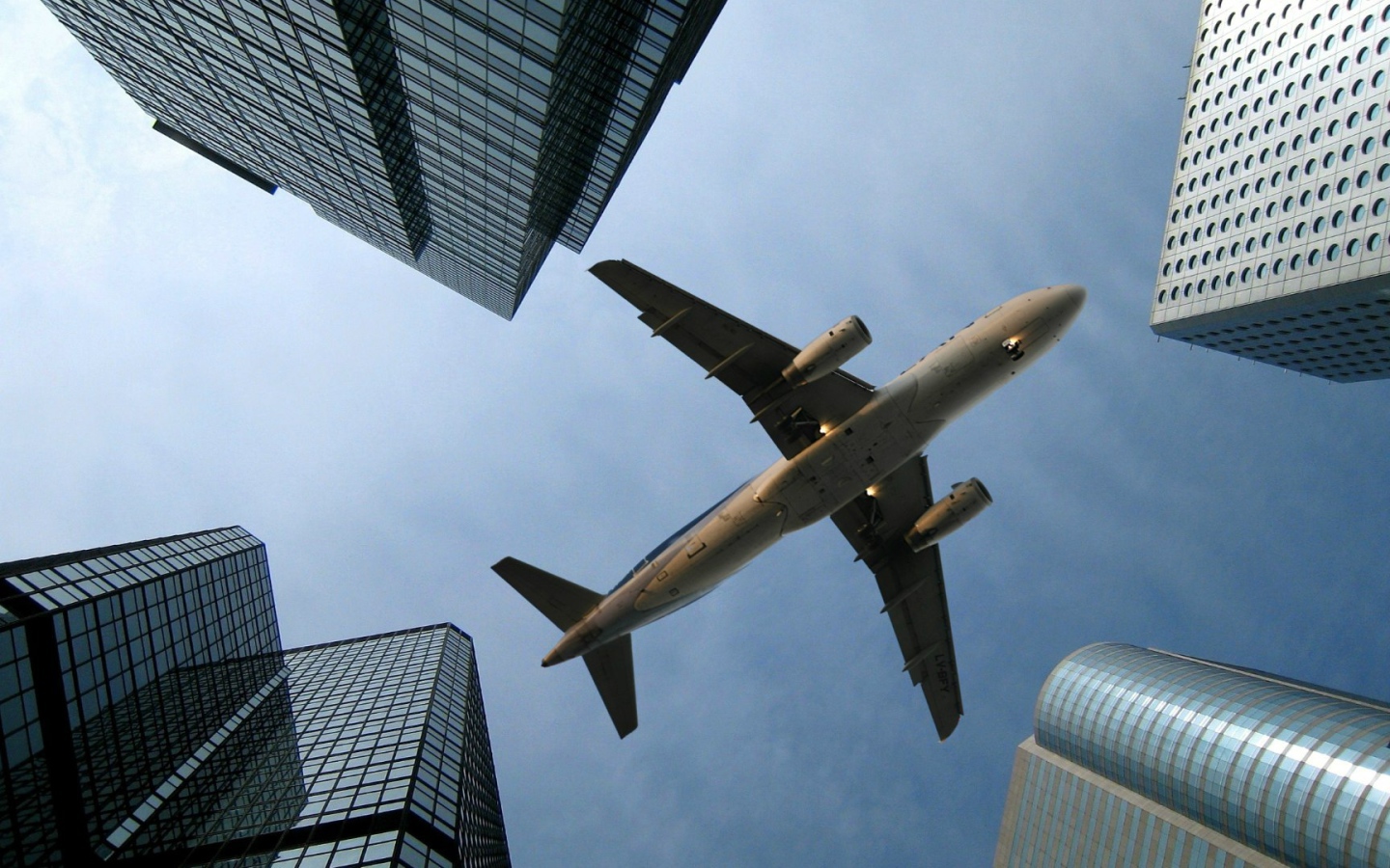 Airbus A320 в Гонконге