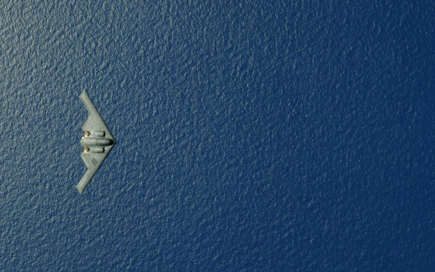 Самолет над водой