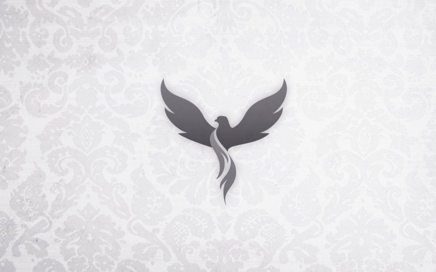 Серый феникс на светлом фоне